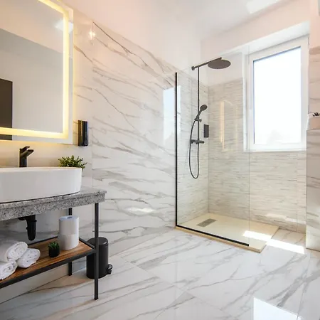 Gbu 3* 티미쇼아라